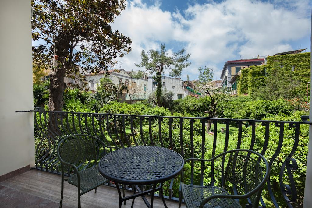 The Bellini House By House In Naples Bed & Breakfast Oda fotoğraf